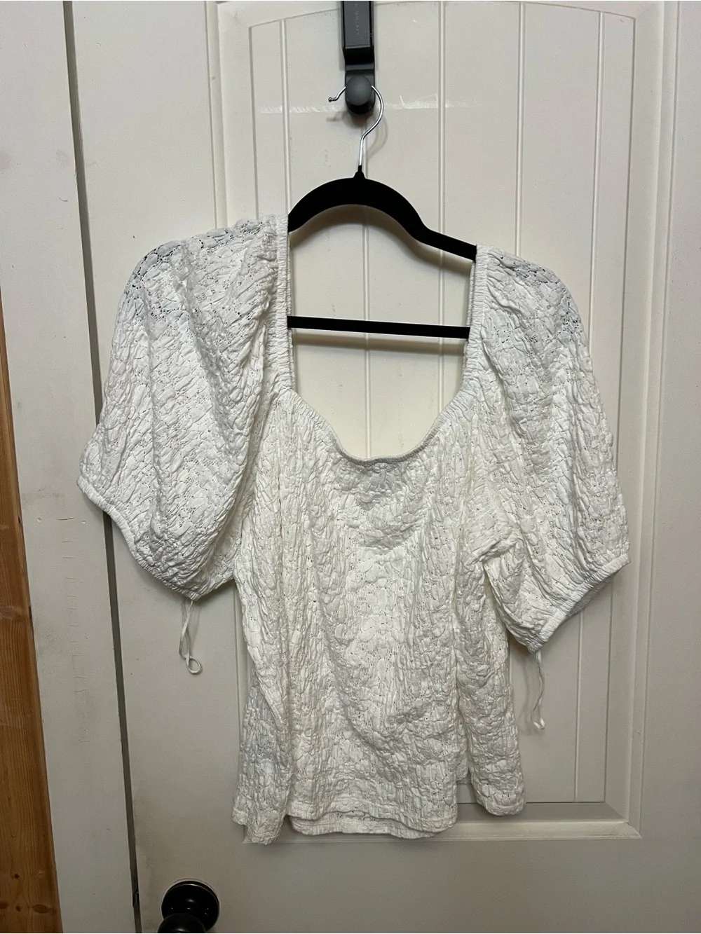 White Textured Puff-Sleeve Women's Top